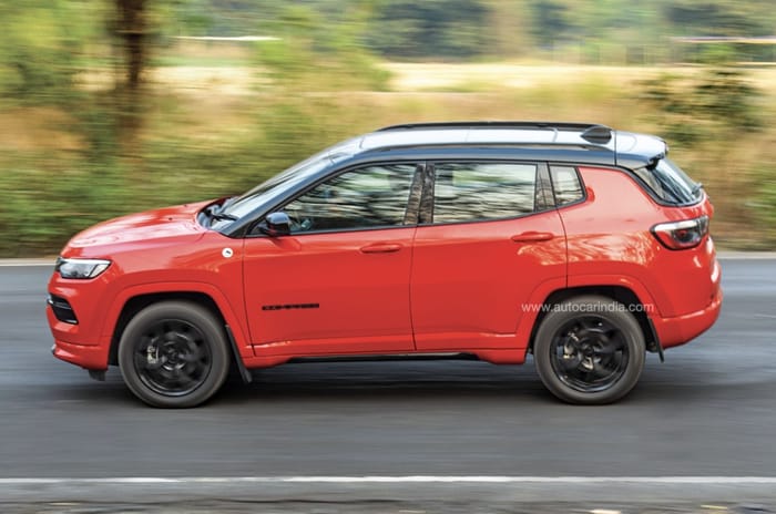 Tata Harrier vs Mahindra XUV700 vs Jeep Compass comparison review